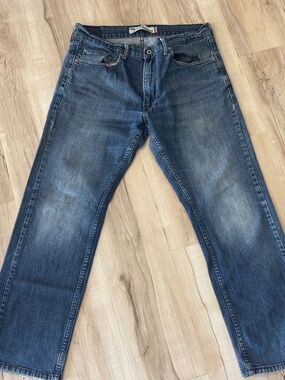 Levi’s 34x30 Jeans Mens Relaxed Straight Medium Wash Faded Denim Classic